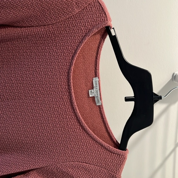 Pink Top - Picture 5 of 6